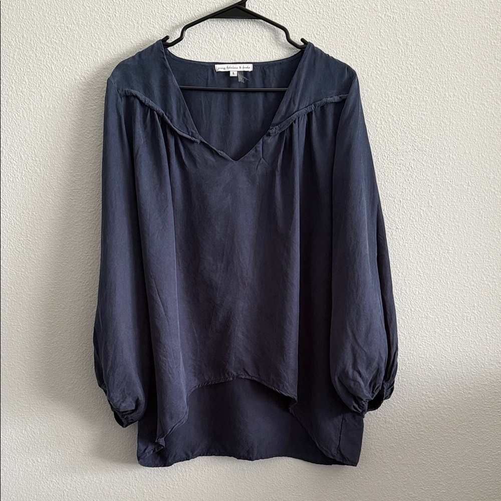 Young Fabulous & Broke 100% Cupro Blouse Size L Blue V-Neck Ballon Sleeve Top
